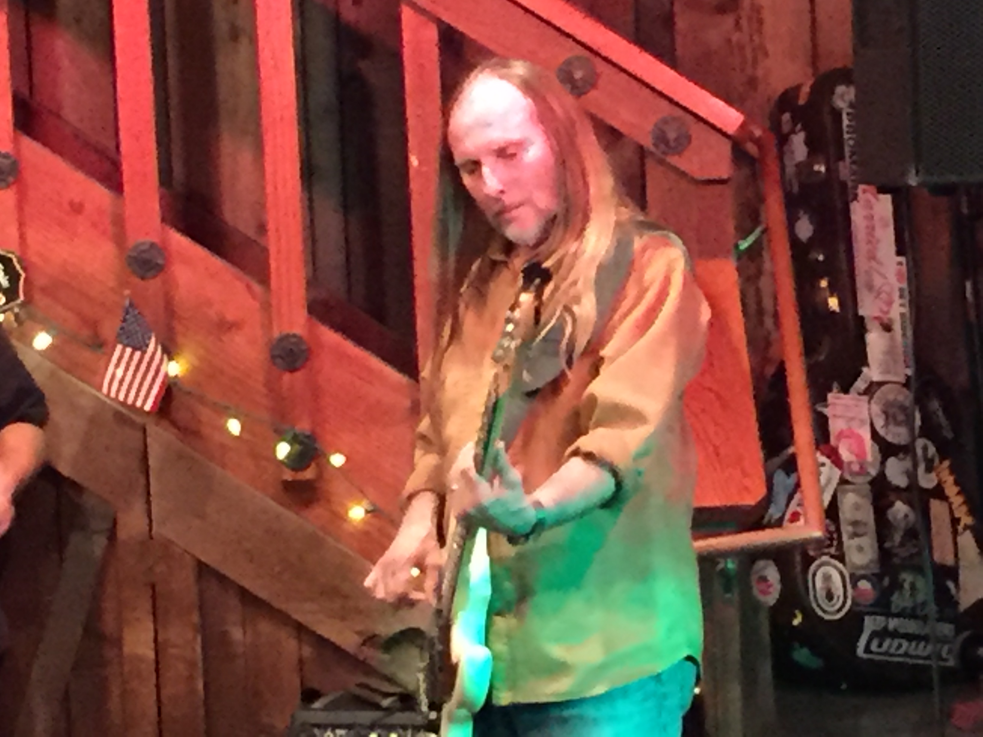 20160529_025453990_iOS