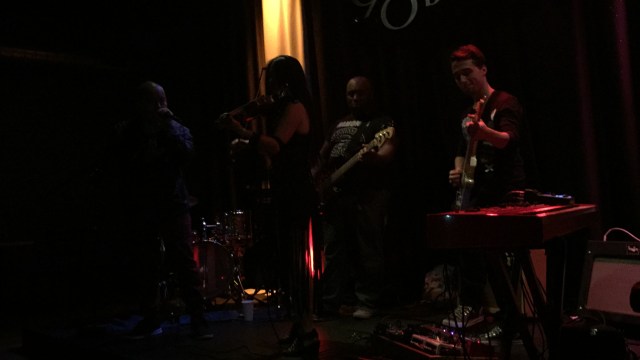 20160625_040117527_ios