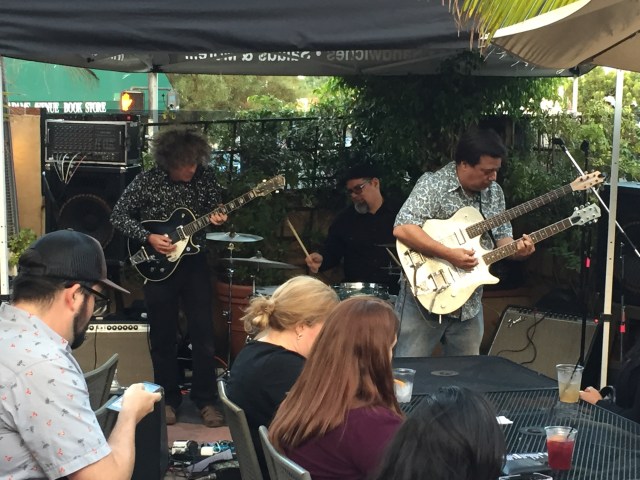 20170604_023207382_iOS