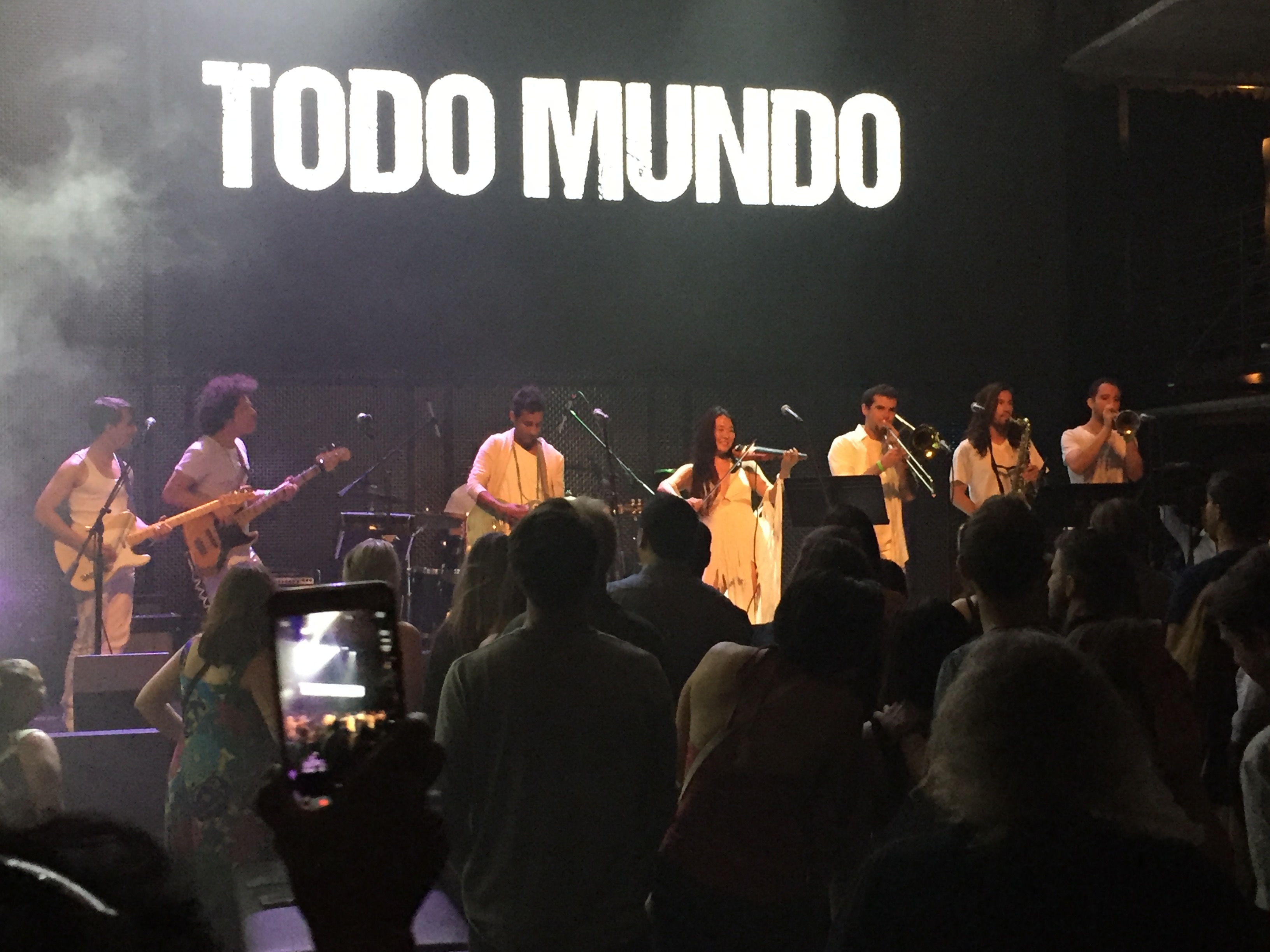 20170617_061657917_iOS