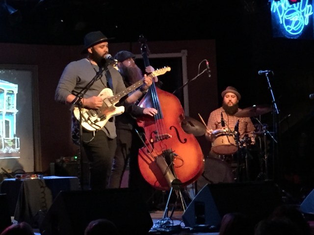 20170619_035410438_iOS